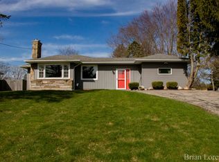 501 Oakleigh Ave NW, Grand Rapids, MI 49504