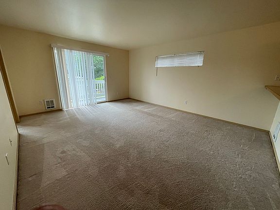 5th image of 3017 W Marine View Dr APT C