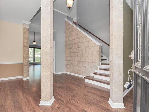 4th image of 2204 Lakewind Ln
