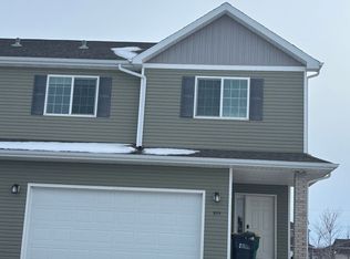 975 30th Ave W, West Fargo, ND 58078