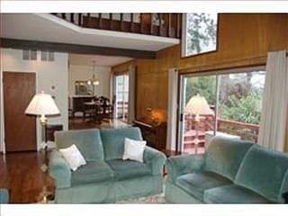 3rd image of 407 Townsend Dr
