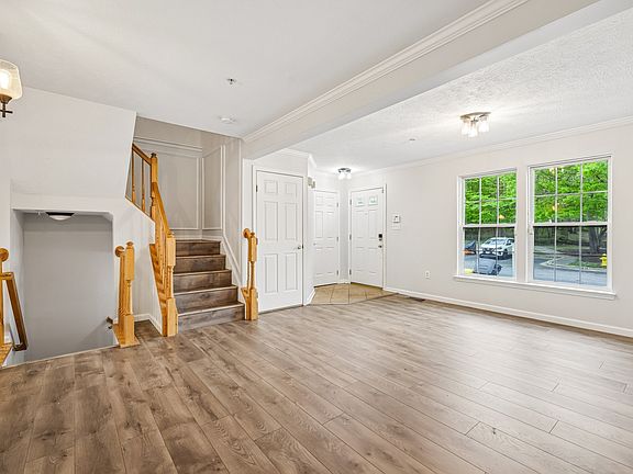 2nd image of 8727 Thornbrook Dr