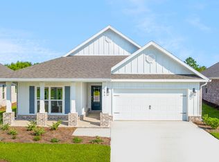 106 W Gray Owl Dr, Freeport, FL 32439