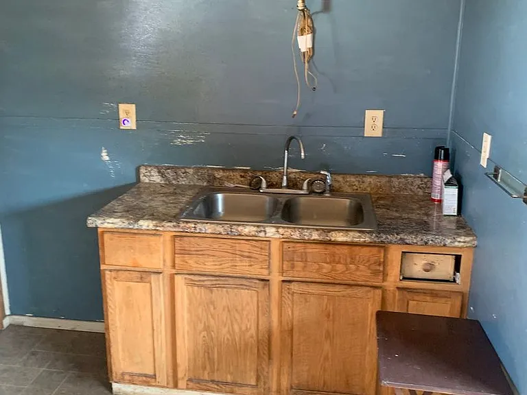 3961 Logan Ave #12 — Photo 3