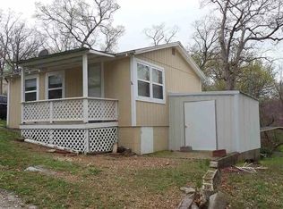 31669 Petts Ave, Warsaw, MO 65355