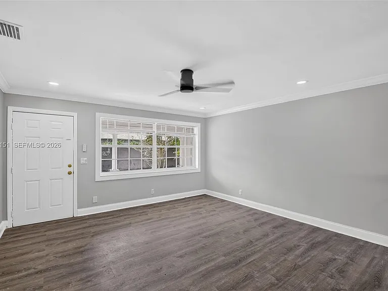 824 Bayberry Dr #824 — Photo 21