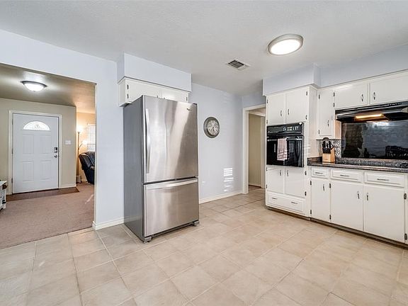 3rd image of 201 N Parvin St