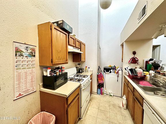 4th image of 1331 Trudy Elaine Dr