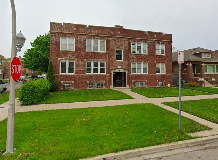 1st image of 1700 N Melvina Ave #2