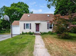 19 Rosedale Rd, Hamden, CT 06514