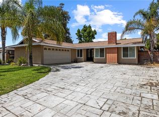 28111 Alaminos Dr, Santa Clarita, CA 91350