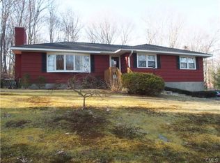 70 Cedar Hill Dr, Trumbull, CT 06611