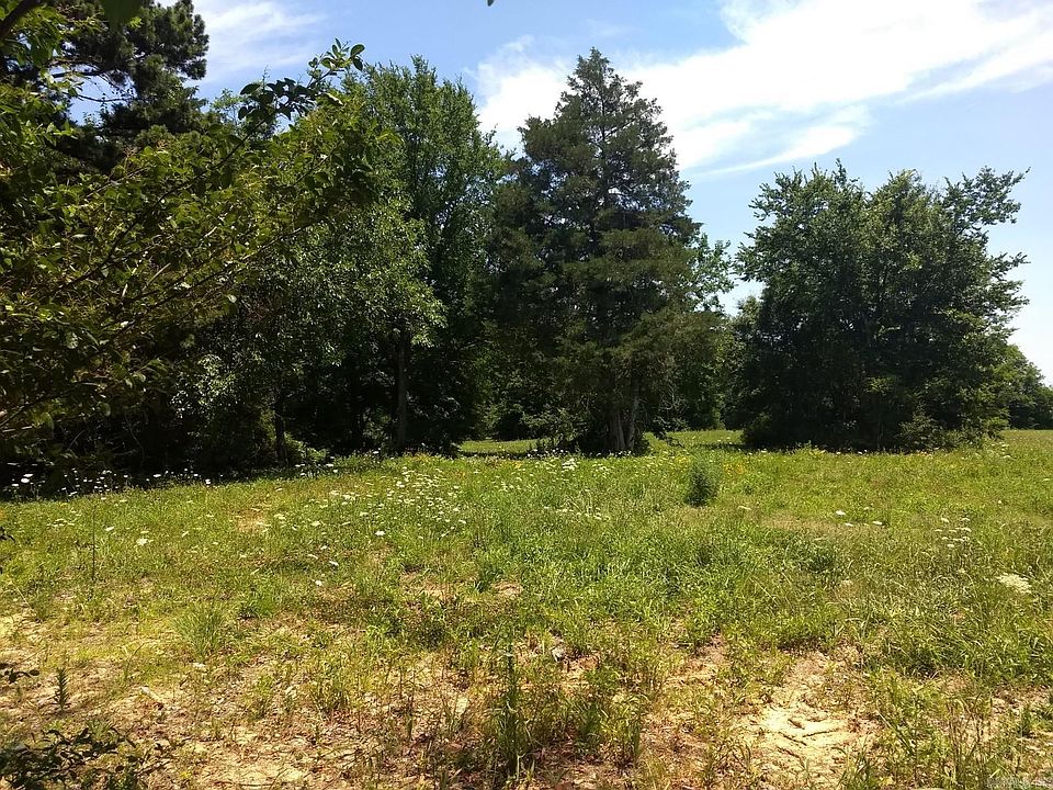 2nd image of 2300 Browns Ln
