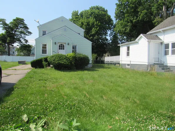 33 Hillcrest Avenue, West Haven, CT 06516
