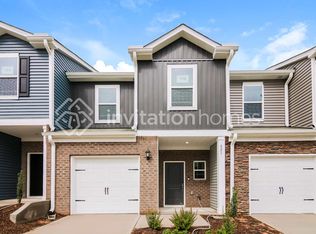821 Holiday Park Ln, Knightdale, NC 27545