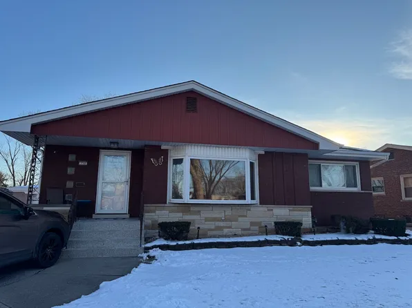 750 Willow Dr, Chicago Heights, IL 60411