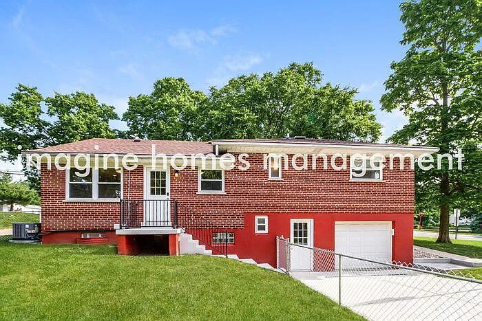607 W Kemper Rd — Photo 17