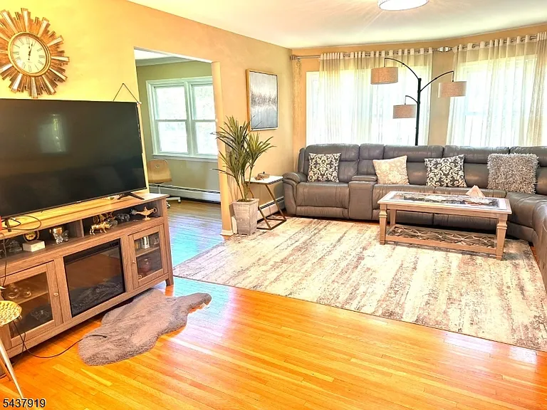 7 Doremus Dr — Photo 6
