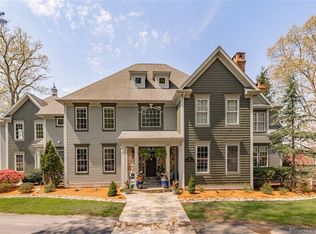 195 Cider Brook Rd, Avon, CT 06001