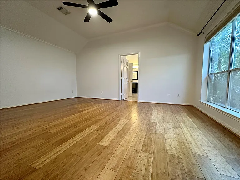 1318 Cedar Terrace Ct — Photo 18