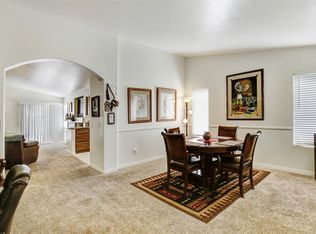 899 Autumn Ln, Corona, CA 92881