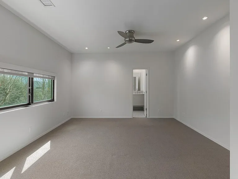 4001 Bowser Ave #B — Photo 20