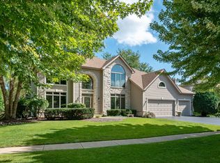 2241 Kings Ct, Geneva, IL 60134