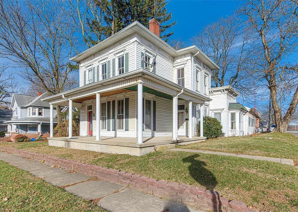 302 W Main St, Danville, IN 46122 | Zillow