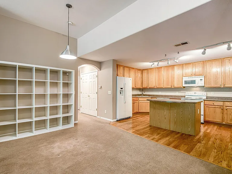4221 S Blackhawk Cir #7E — Photo 15