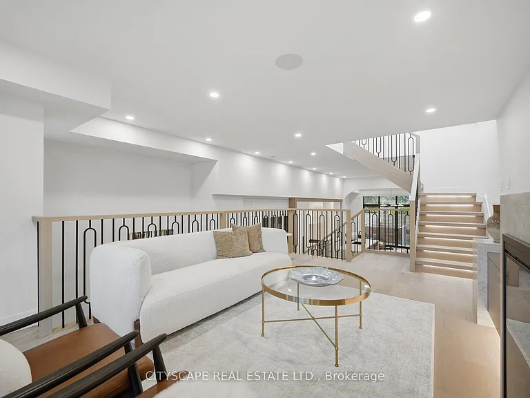 10A Holmstead Ave — Photo 22