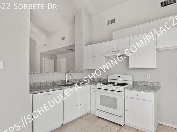 3rd image of 7522 Sorbete Dr