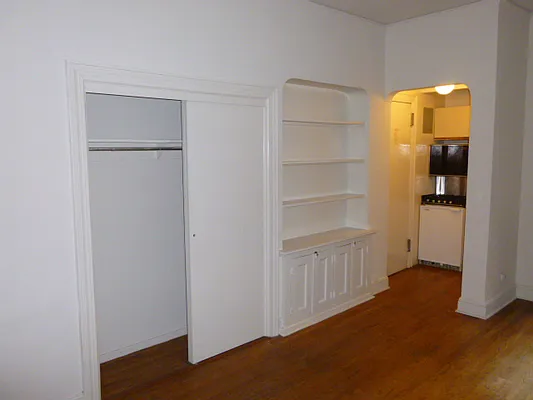 Rented by JK Dansar Corp | media 43