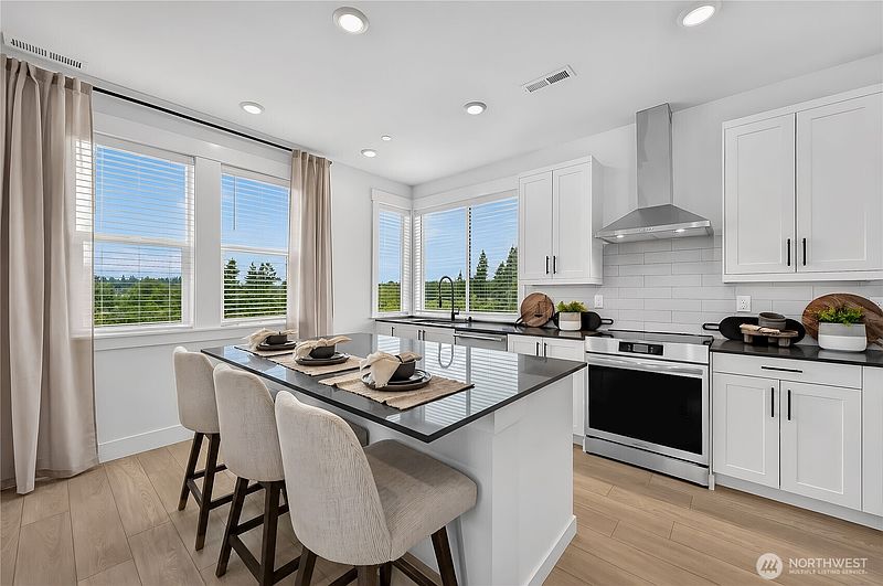 4th image of 9405 Paradise Lake Rd #B6