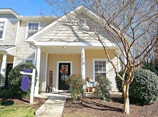 2708 Sunny Corners Ct, Raleigh, NC 27614