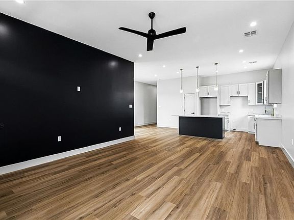 4th image of 2360 Agriculture St