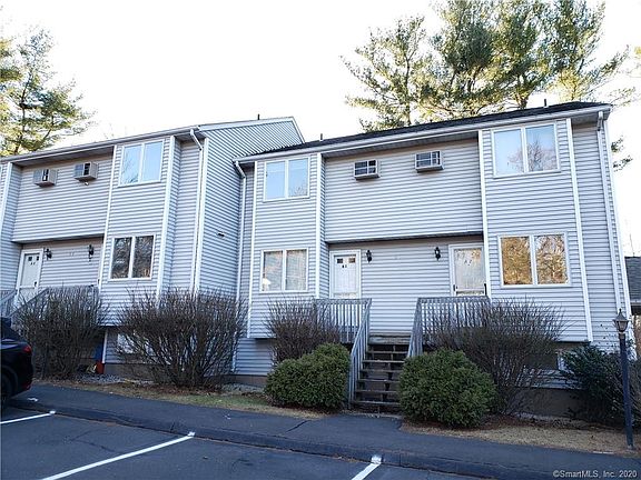 2nd image of 54 Bradley St APT 3