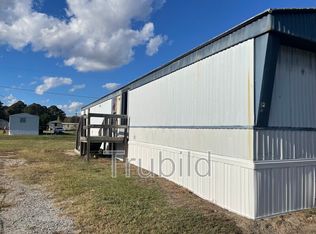 53 Young Ln, Tarboro, NC 27886
