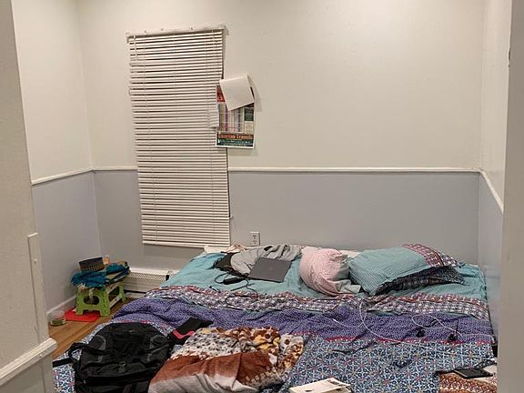 4th image of 44 Logan Ave #1