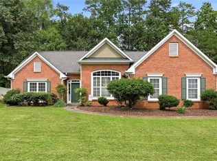 4389 Chatham View Dr, Buford, GA 30518