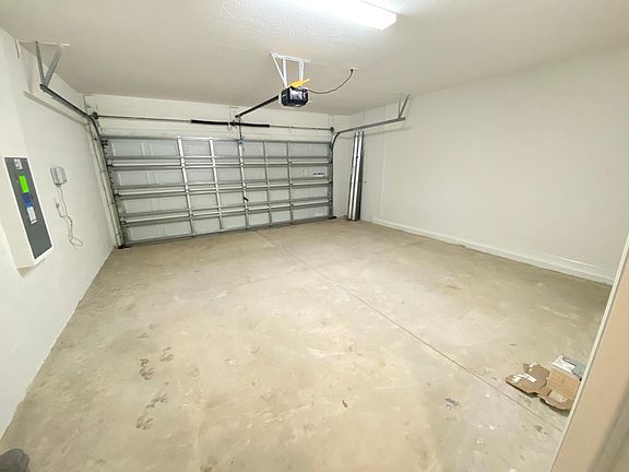 5th image of 1745 Fred Ives St