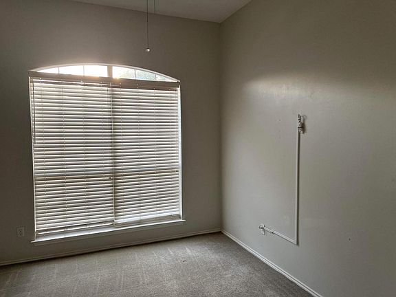 5th image of 7644 Murton Pl