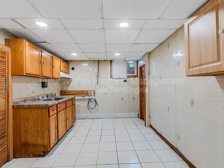 1703 Glenwood Ave — Photo 10