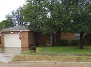 1611 Bryan Ave, Wolfforth, TX 79382