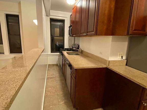 2nd image of 127 W 96th St #9FB