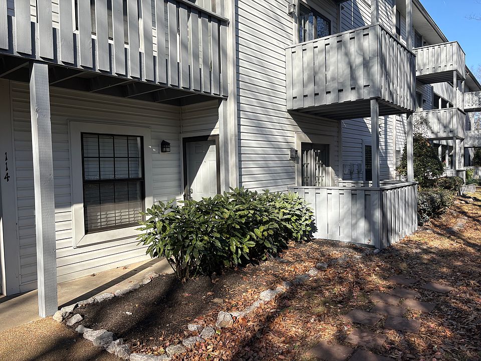 1st image of 114 Prescott Pl #114