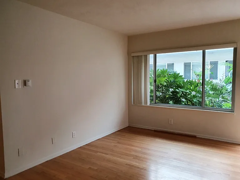 1041 Euclid St #C — Photo 4