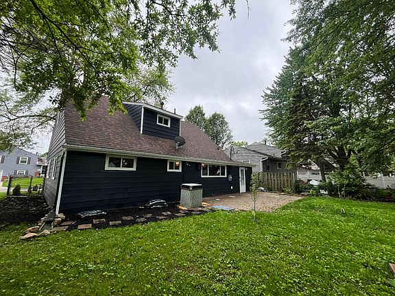 4th image of 1515 Lillian Ln