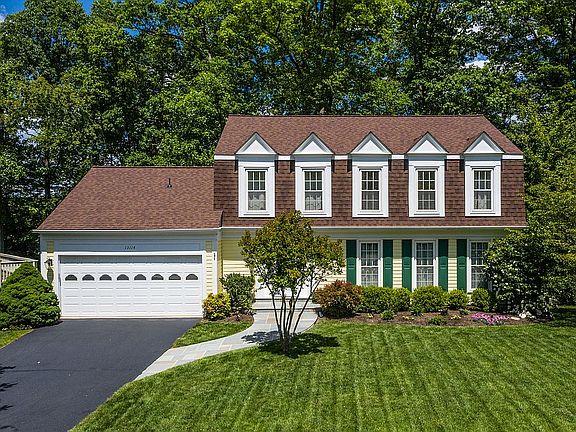 3rd image of 13114 Nestlewood Ct