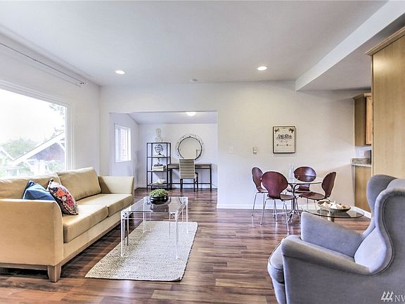 5th image of 1922 S Sheridan Ave