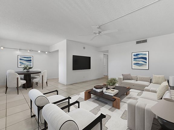 4th image of 700 Village Green Court #314